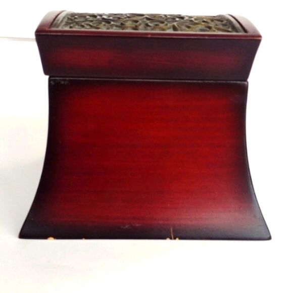 Bombay Company Musical Ring Jewelry Box with Inlaid Lid - Picture 7 of 11